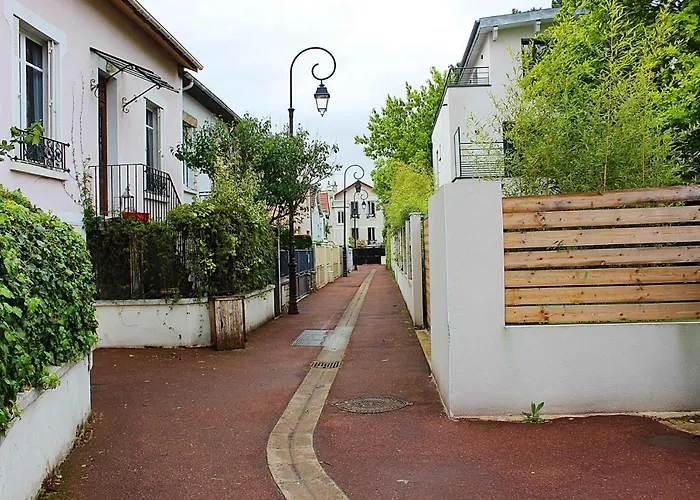 Apartments Au Dream Of Horse, Dream Of Golf, Proche Hippodrome, Saint Cloud